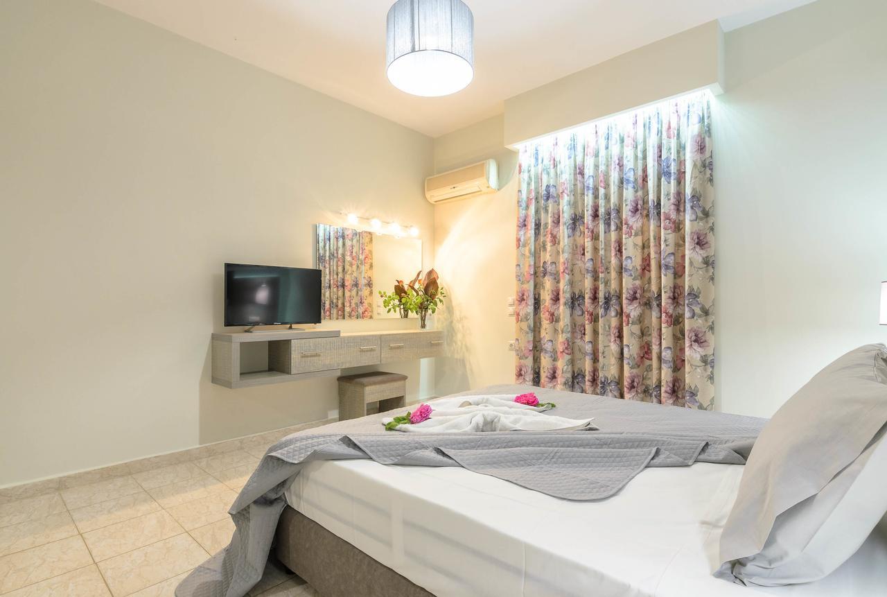 Artemis Apartments Kypseli Bagian luar foto