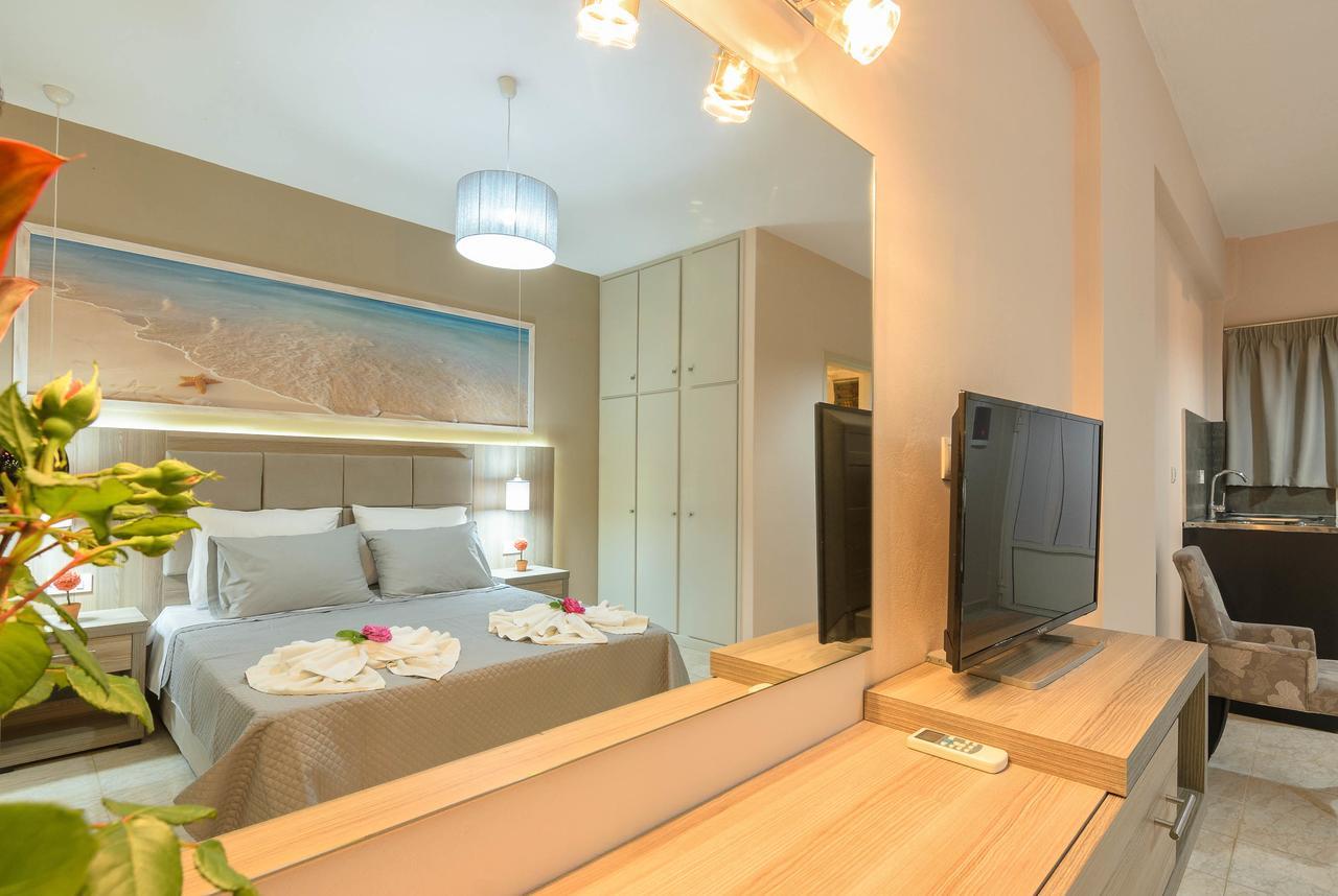 Artemis Apartments Kypseli Bagian luar foto